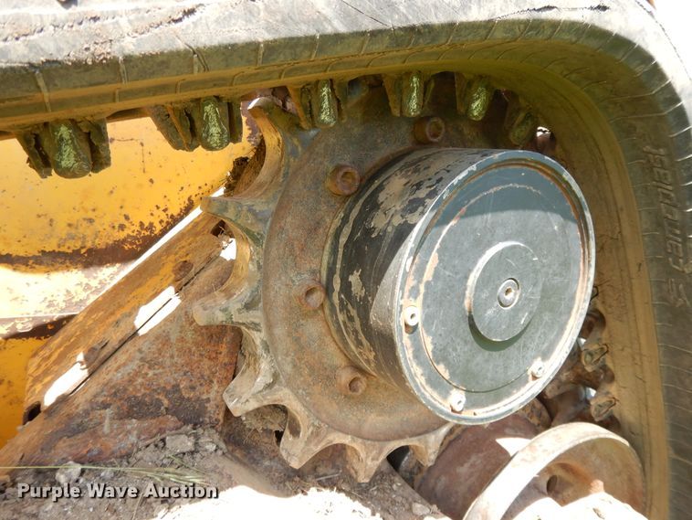 image for item DE5802 2007 John Deere CT322  skid steer loader