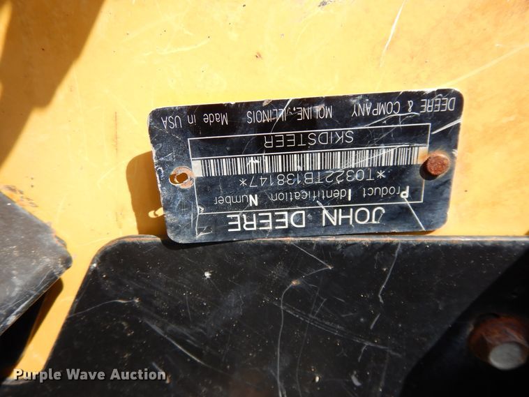 image for item DE5802 2007 John Deere CT322  skid steer loader