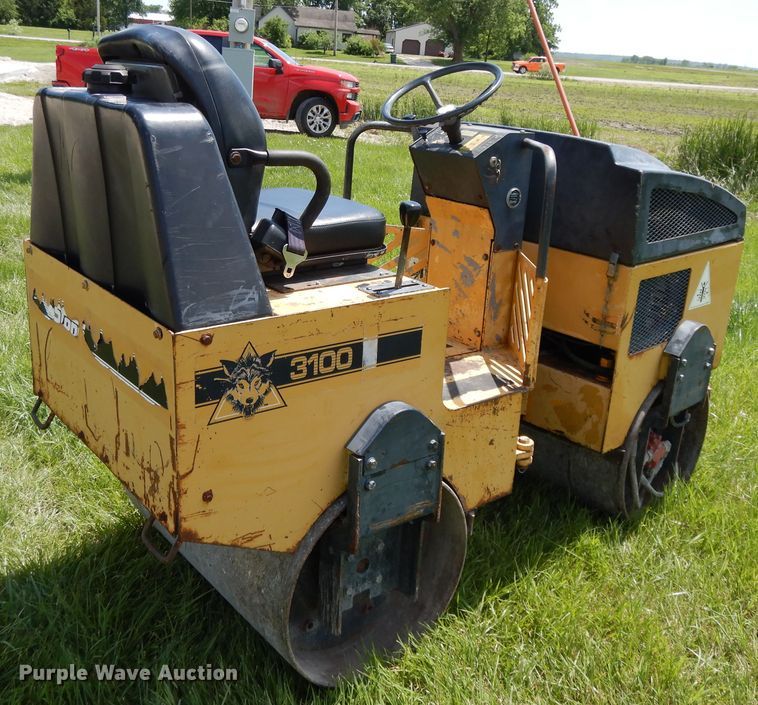 image for item DE5804 Stone DDR3100  double drum vibratory roller