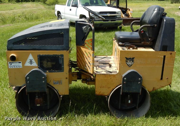 image for item DE5804 Stone DDR3100  double drum vibratory roller