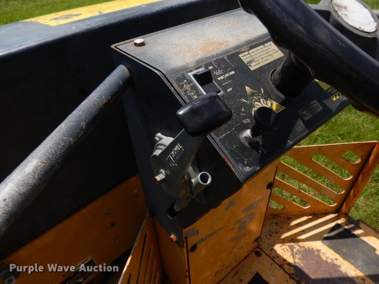 image for item DE5804 Stone DDR3100  double drum vibratory roller