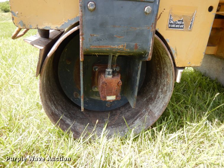 image for item DE5804 Stone DDR3100  double drum vibratory roller