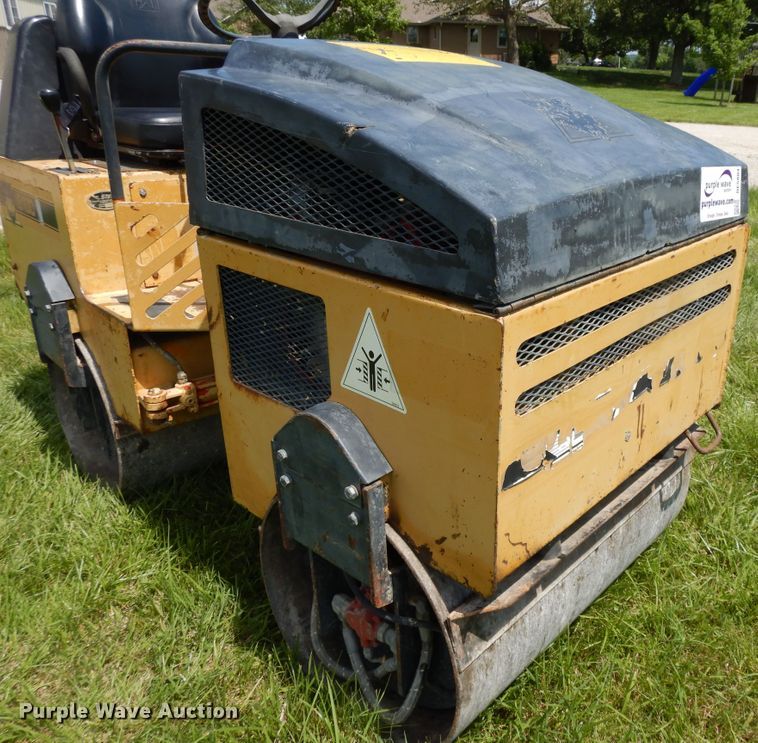 image for item DE5804 Stone DDR3100  double drum vibratory roller