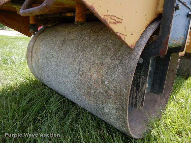 image for item DE5804 Stone DDR3100  double drum vibratory roller