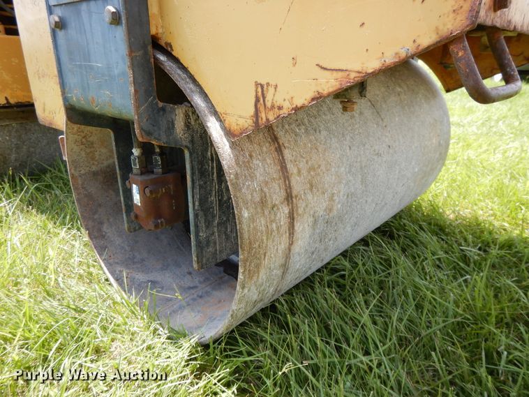 image for item DE5804 Stone DDR3100  double drum vibratory roller