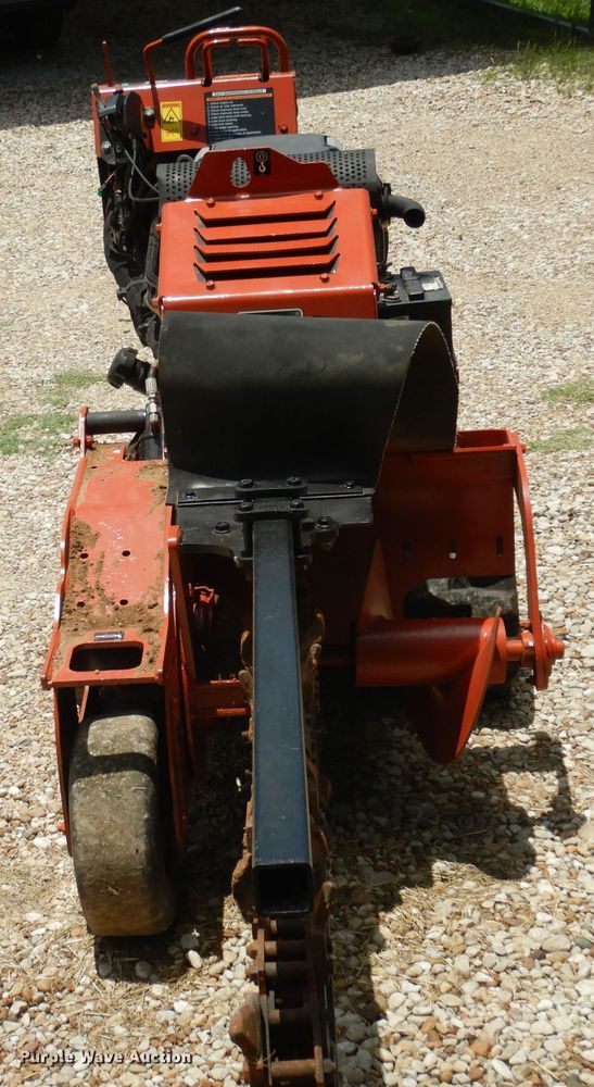 image for item DF2635 2014 Ditch Witch RT20  trencher