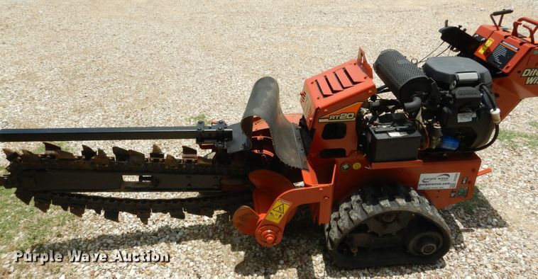 image for item DF2635 2014 Ditch Witch RT20  trencher