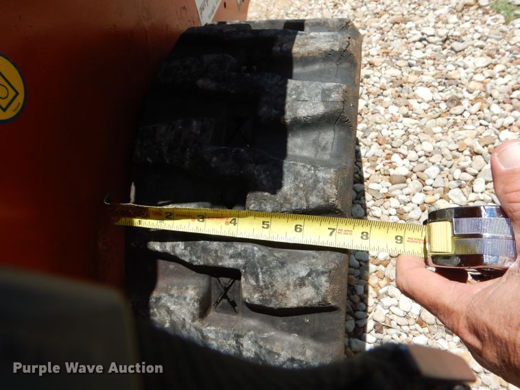 image for item DF2635 2014 Ditch Witch RT20  trencher