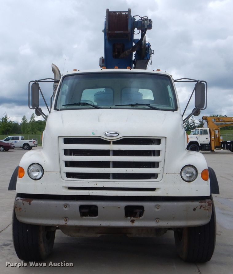 image for item DF3193 2000 Sterling L-Line  crane truck