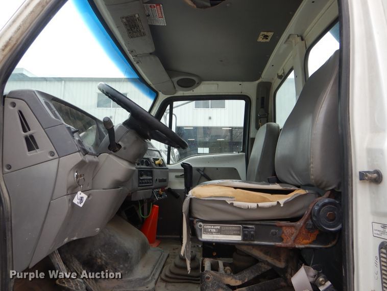 image for item DF3193 2000 Sterling L-Line  crane truck