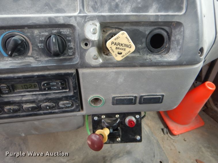 image for item DF3193 2000 Sterling L-Line  crane truck