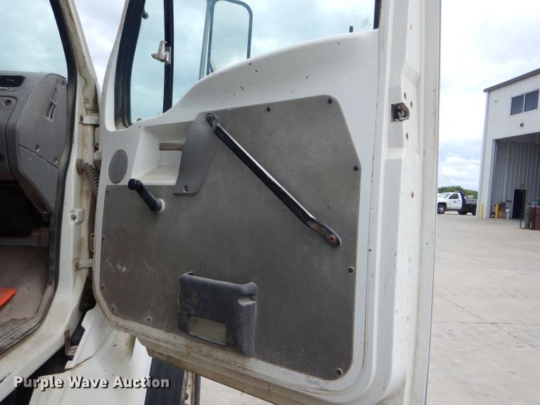 image for item DF3193 2000 Sterling L-Line  crane truck