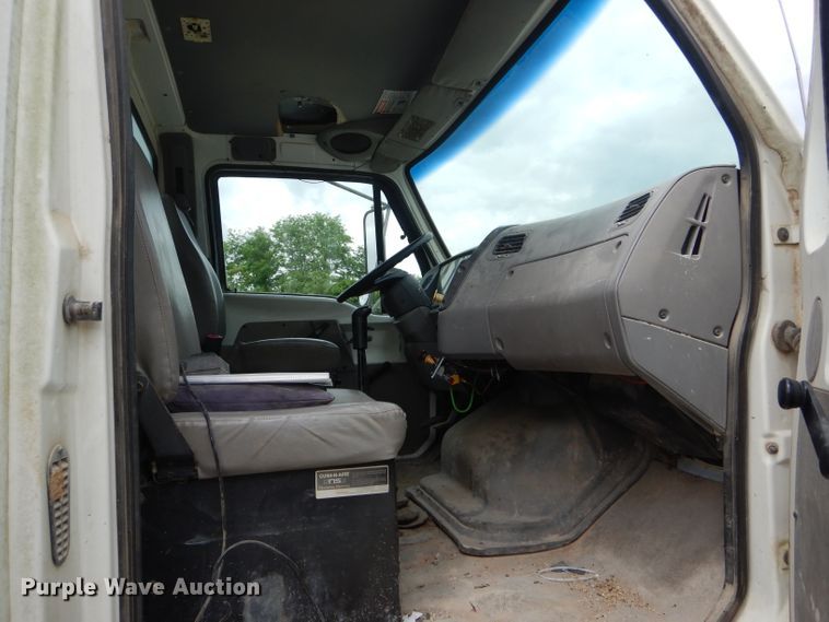 image for item DF3193 2000 Sterling L-Line  crane truck