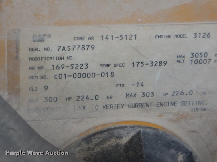 image for item DF3193 2000 Sterling L-Line  crane truck