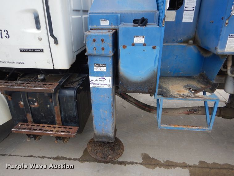 image for item DF3193 2000 Sterling L-Line  crane truck