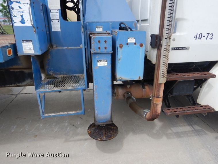 image for item DF3193 2000 Sterling L-Line  crane truck