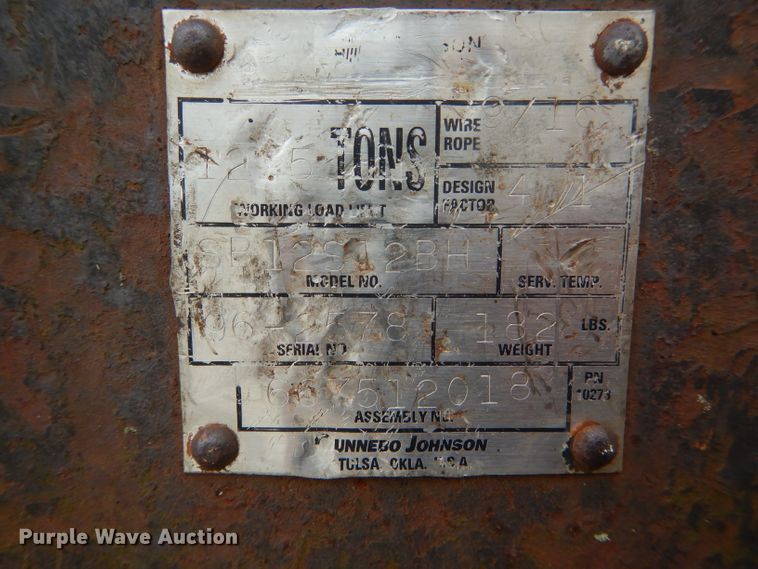 image for item DF3193 2000 Sterling L-Line  crane truck