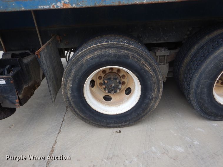 image for item DF3193 2000 Sterling L-Line  crane truck