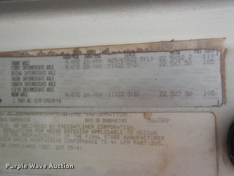 image for item DF3193 2000 Sterling L-Line  crane truck