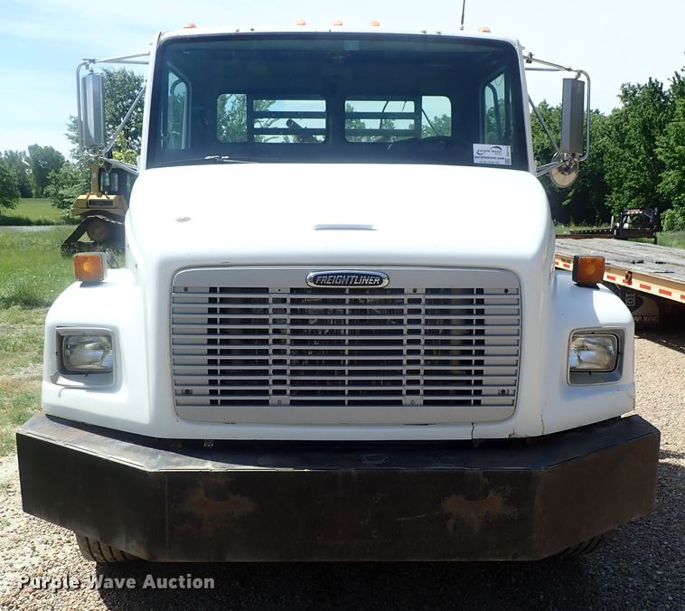 image for item DG2178 1999 Freightliner FL80  flatbed truck