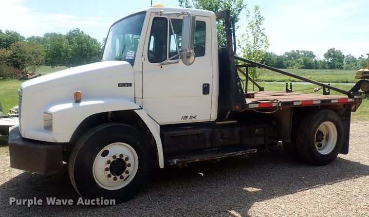 image for item DG2178 1999 Freightliner FL80  flatbed truck