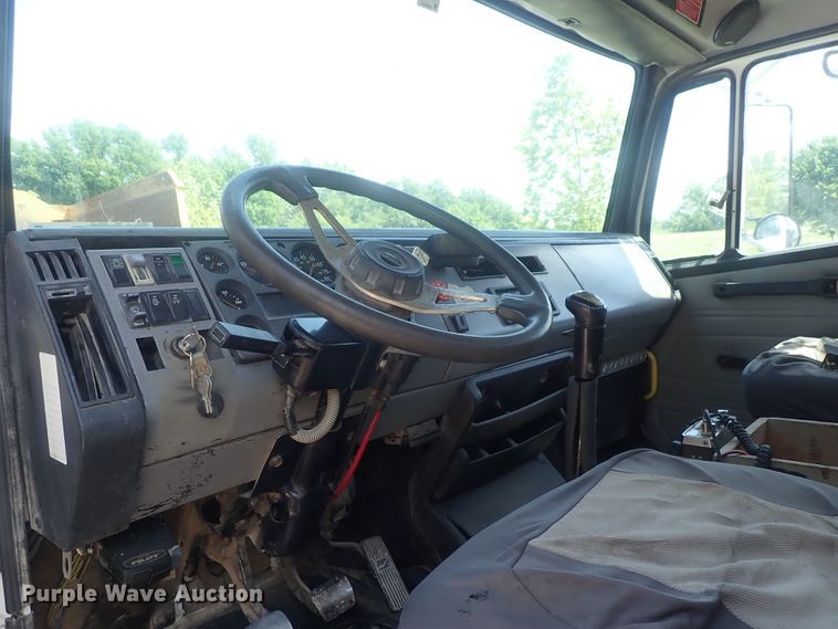 image for item DG2178 1999 Freightliner FL80  flatbed truck