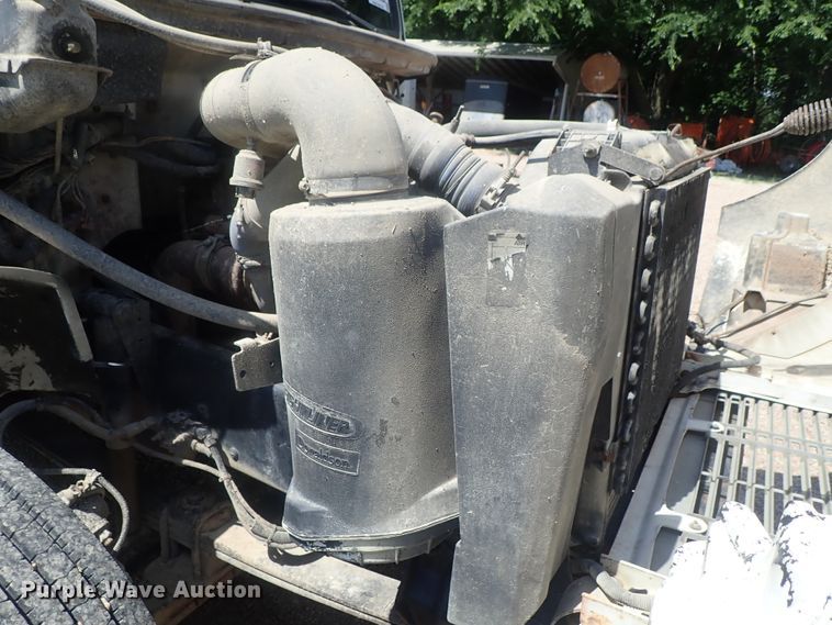 image for item DG2178 1999 Freightliner FL80  flatbed truck