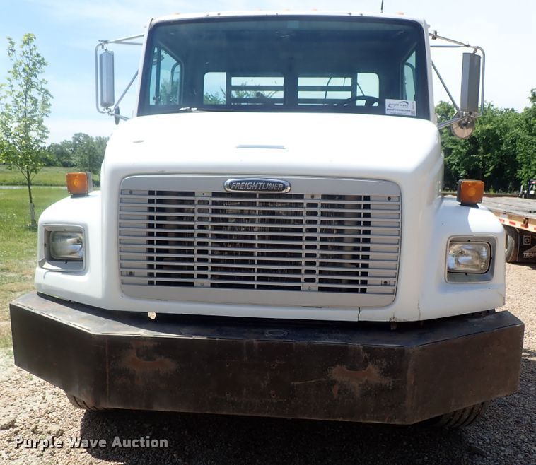image for item DG2178 1999 Freightliner FL80  flatbed truck