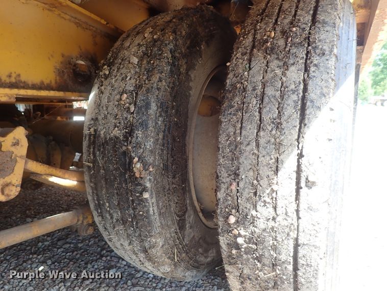 image for item DG2180 1999 Trail King TK50RB-300 tilt deck equipment trailer