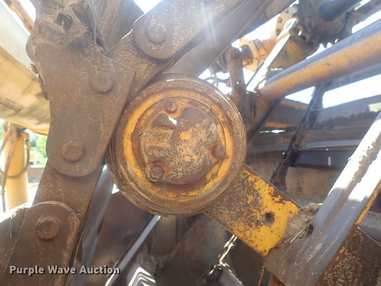 image for item DG2181 1984 John Deere 862  elevating scraper