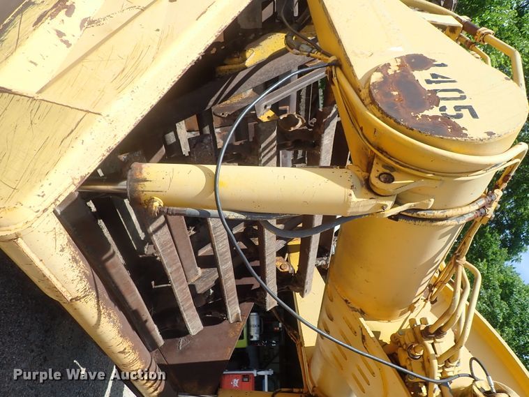 image for item DG2181 1984 John Deere 862  elevating scraper