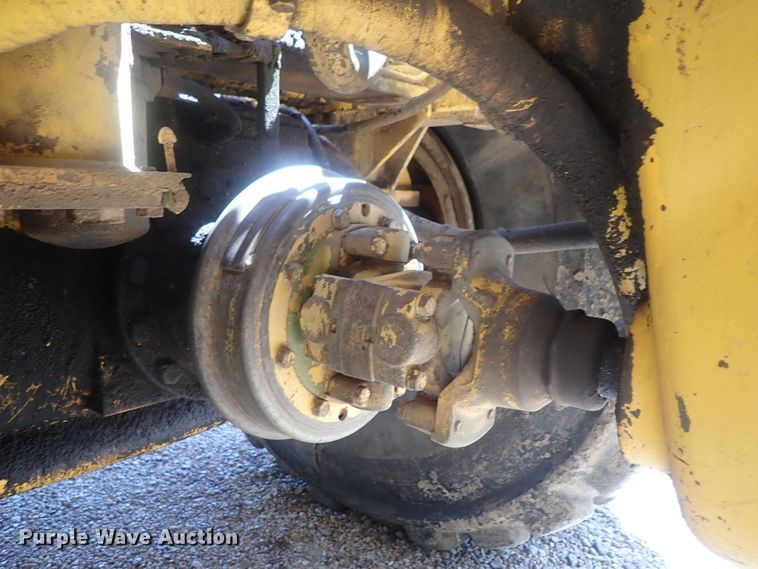 image for item DG2181 1984 John Deere 862  elevating scraper