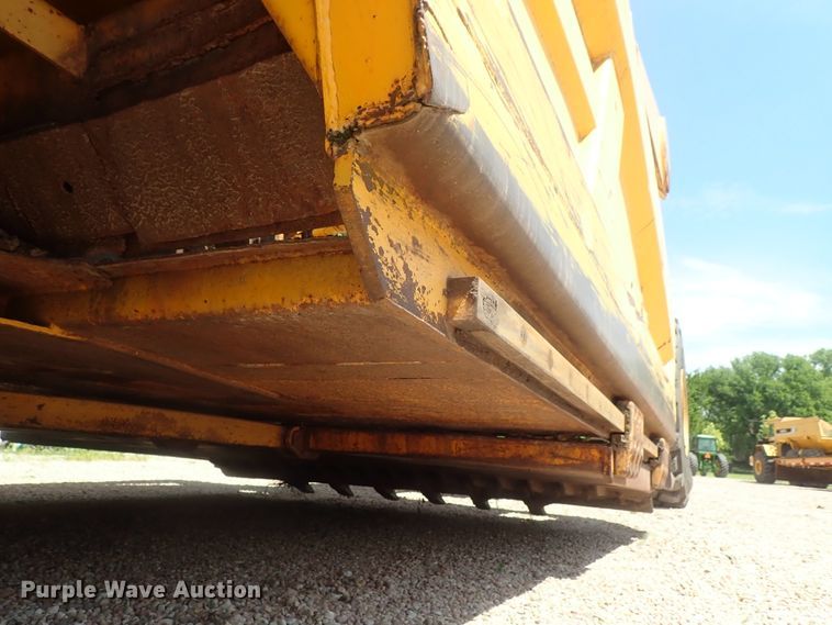 image for item DG2181 1984 John Deere 862  elevating scraper