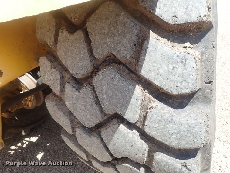 image for item DG2181 1984 John Deere 862  elevating scraper