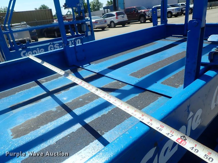 image for item DG2187 2006 Genie GS-2646  scissor lift