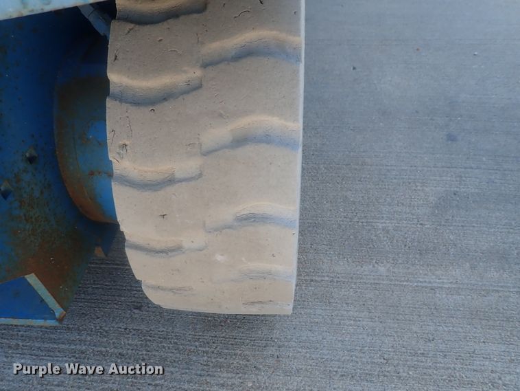 image for item DG2187 2006 Genie GS-2646  scissor lift