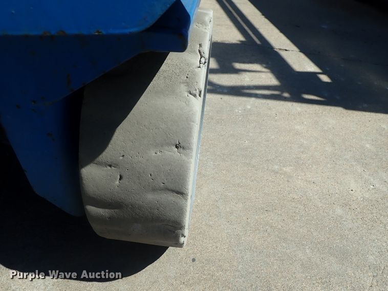 image for item DG2187 2006 Genie GS-2646  scissor lift