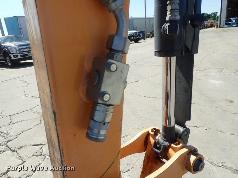 image for item DG2191 2015 Mustang 350Z NXTC  mini excavator