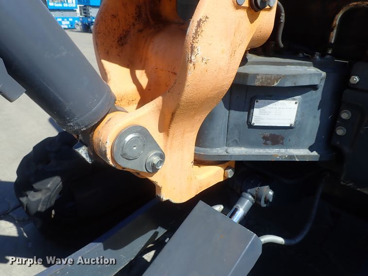 image for item DG2191 2015 Mustang 350Z NXTC  mini excavator