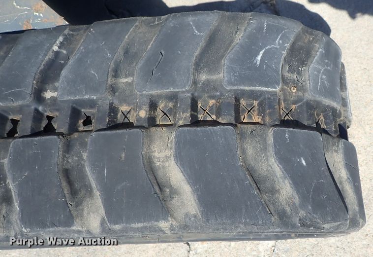 image for item DG2191 2015 Mustang 350Z NXTC  mini excavator