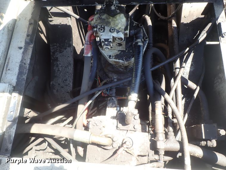 image for item DG2195 1981 Link Belt LS-5800  Scrap Master excavator