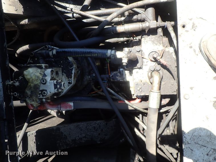 image for item DG2195 1981 Link Belt LS-5800  Scrap Master excavator