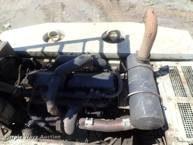 image for item DG2195 1981 Link Belt LS-5800  Scrap Master excavator