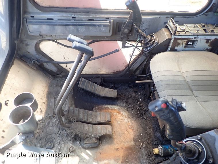 image for item DG2195 1981 Link Belt LS-5800  Scrap Master excavator