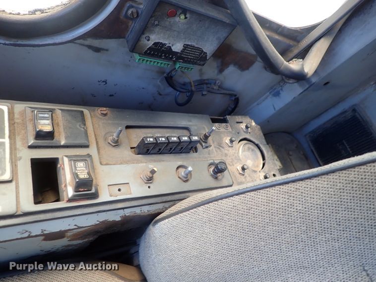 image for item DG2195 1981 Link Belt LS-5800  Scrap Master excavator