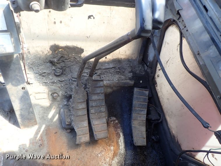 image for item DG2195 1981 Link Belt LS-5800  Scrap Master excavator