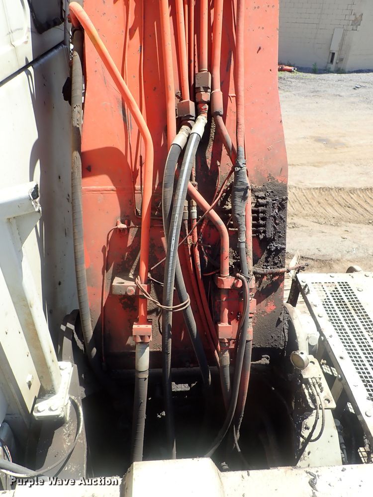 image for item DG2195 1981 Link Belt LS-5800  Scrap Master excavator