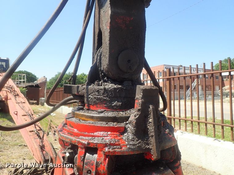 image for item DG2195 1981 Link Belt LS-5800  Scrap Master excavator