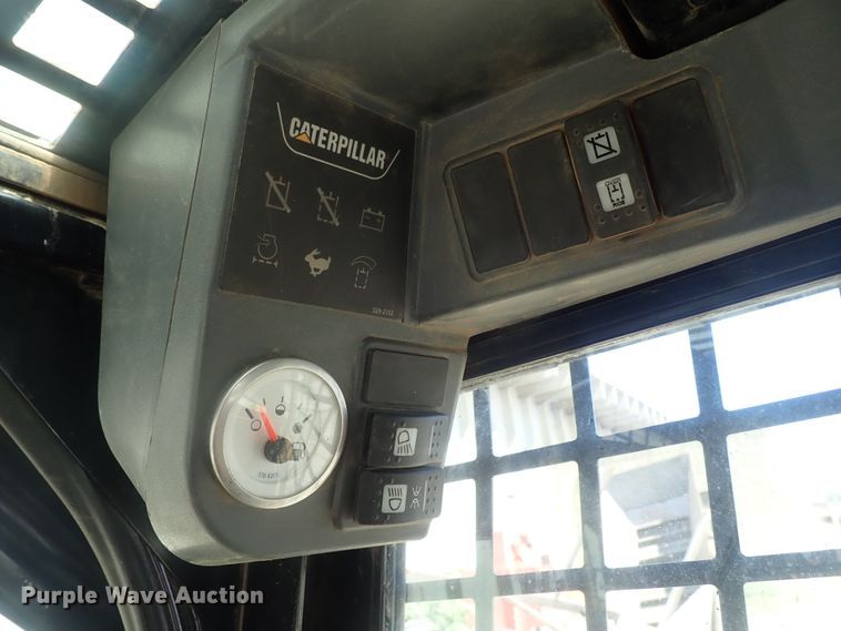 image for item DG2199 2011 Caterpillar 259B  tracked skid steer loader