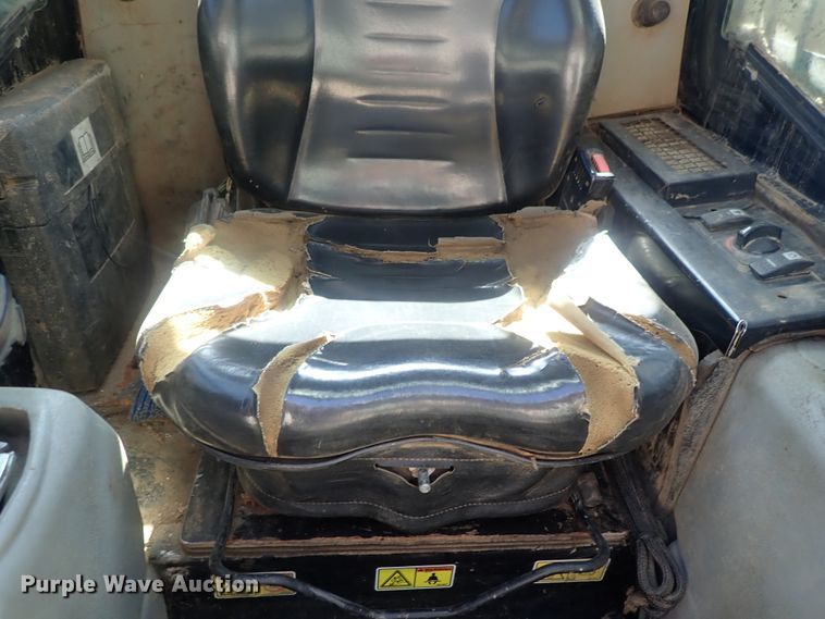 image for item DG2199 2011 Caterpillar 259B  tracked skid steer loader